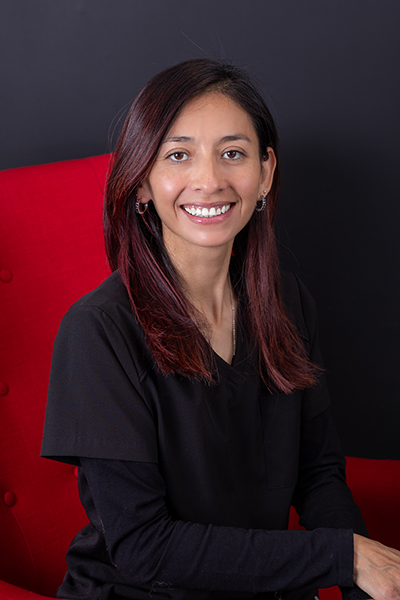 Denturologiste : Stéphanie